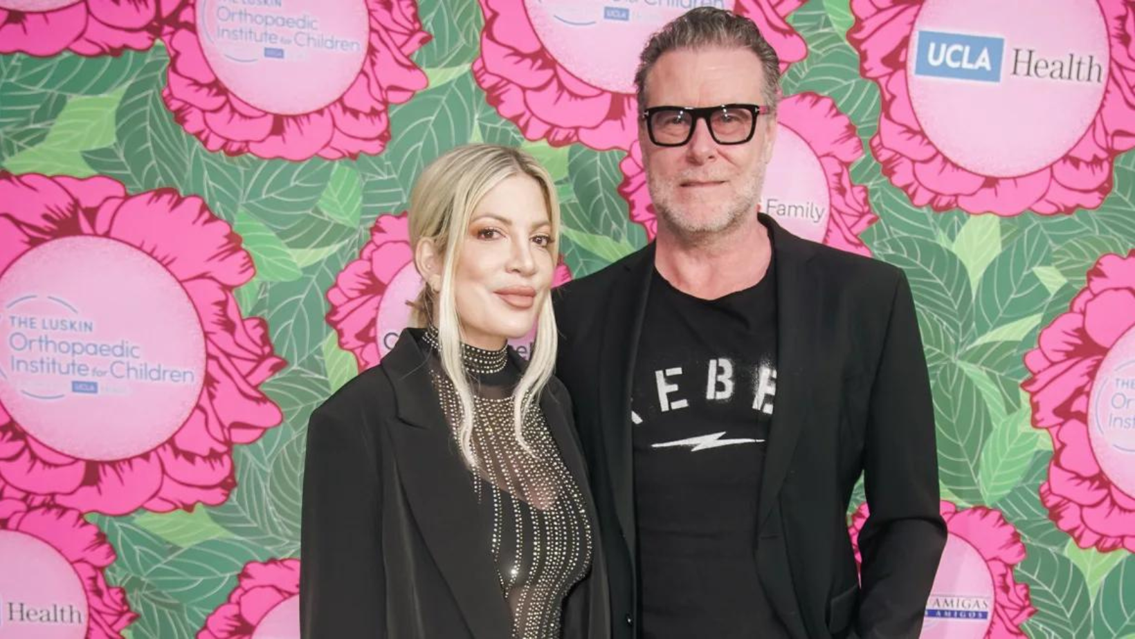 In a recent podcast, Tori Spelling is open about her divorce petition.